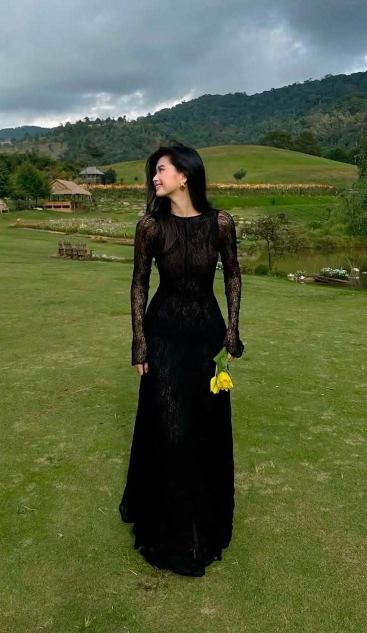 Trend Aura Midnight Lace Maxi Dress