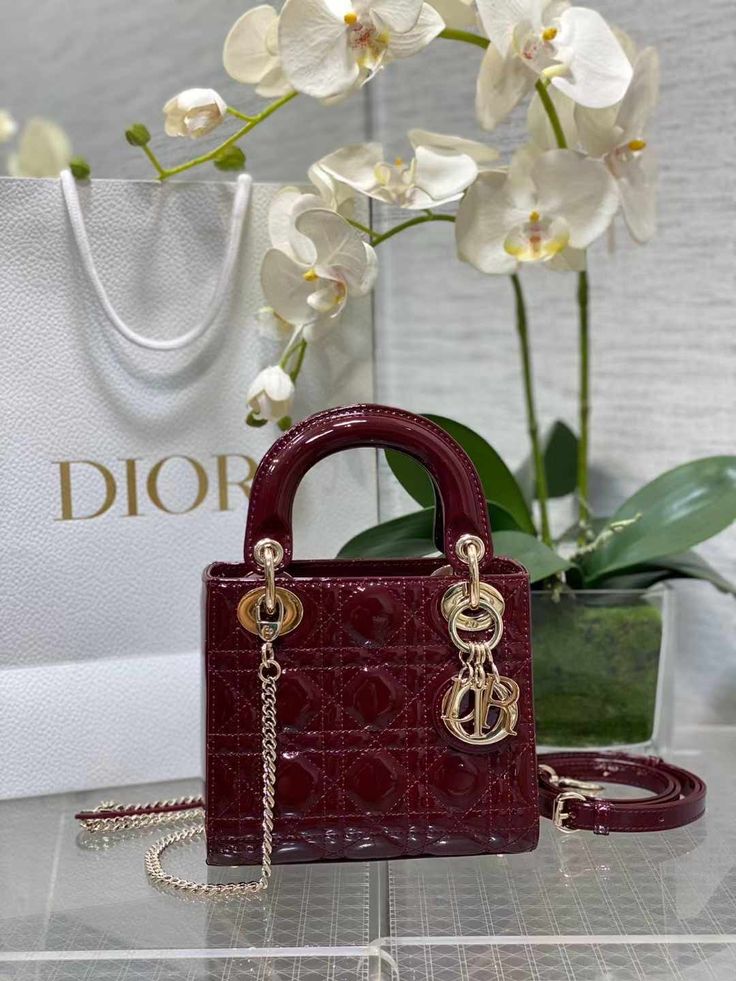 Trend Aura Burgundy Luxe Patent Leather Handbag – Premium Top Handle Bag
