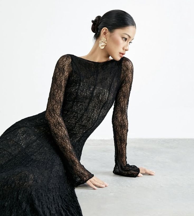 Trend Aura Midnight Lace Maxi Dress